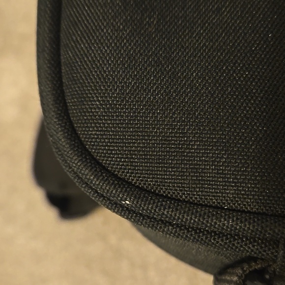 Vintage Black Kensington Laptop Bag with Apple Logo - Picture 5 of 14